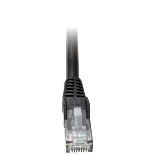 0037332141132 - Tripp Lite Series Cat6 Gigabit Snagless Molded (UTP) Ethernet Kabel (RJ45 Stecker Stecker) Schwarz 2 ft (061 m