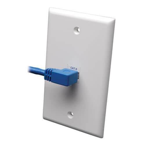 0037332167590 - Tripp Lite Series Left-Angle Cat6 Gigabit Molded UTP Ethernet Kabel (RJ45 Left-Angle M zu RJ45 M) Blue 10 ft (3