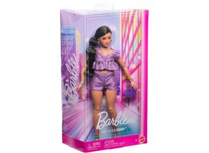 0194735303045 - Deluxe Style Fashion Doll #8 in Metallic Purple Top and Sparkly Shorts with Accessories 0194735303045 - Deluxe Style Fashion Doll #8 in Metallic Purple Top and Sparkly Shorts with Accessories