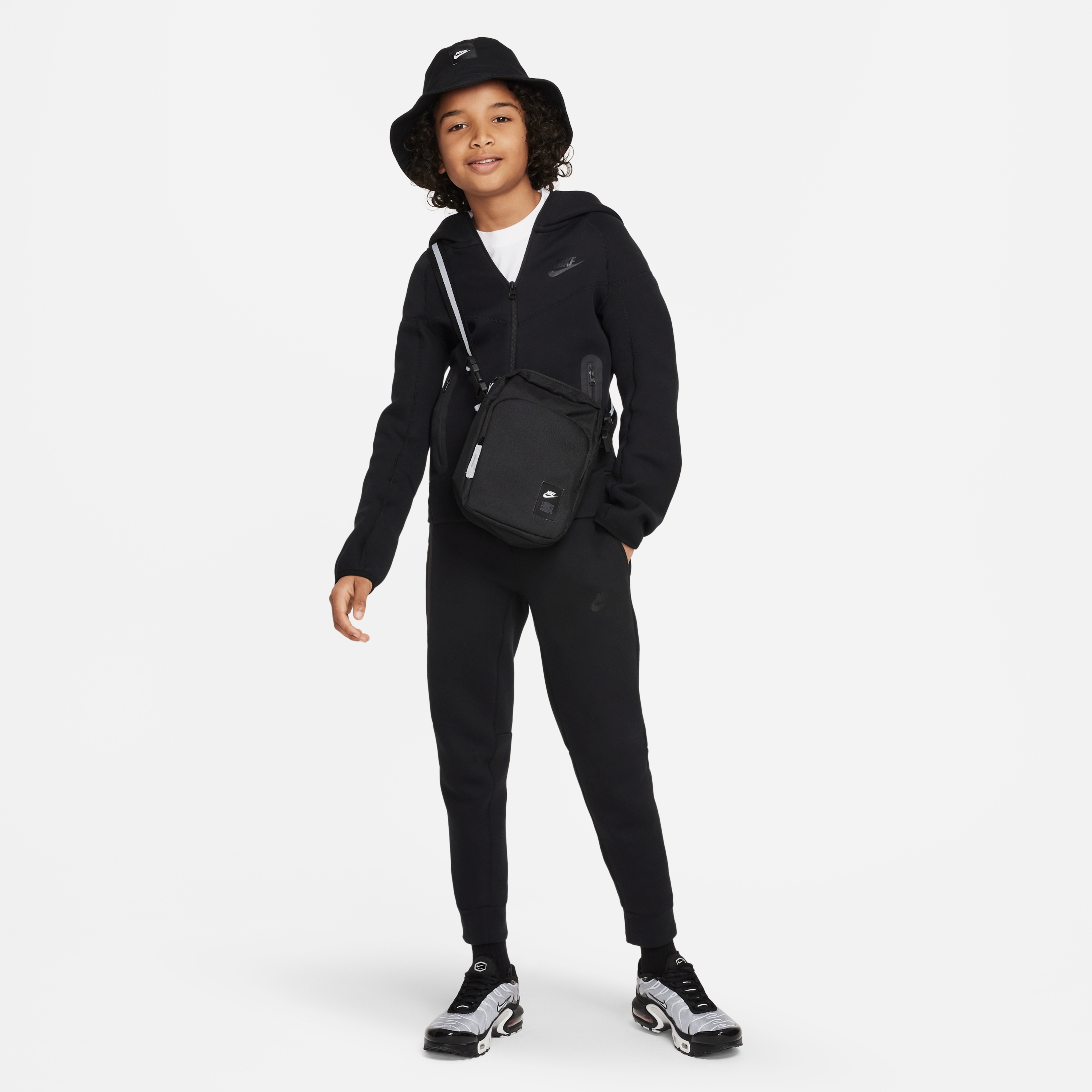 0196608339816 - Jogginganzug Kind Tech Fleece 0196608339816 - Jogginganzug Kind Tech Fleece