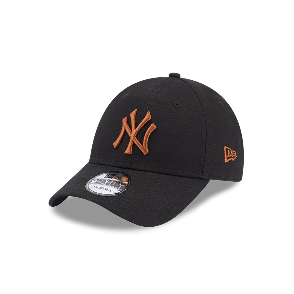 0196998649212 - New Era - 9FORTY NY - Unisex-Kappe in Schwarz mit orangem Logo