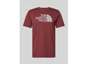0197642762219 - Herren Kurzarm-T-Shirt Easy Tee NF0A8A6C58C1 Granatrot