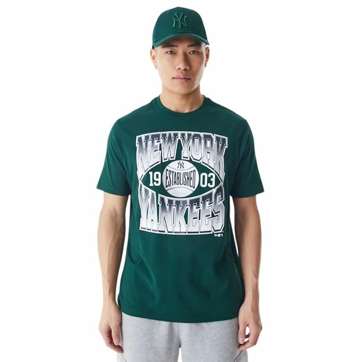 0198061274024 - Herren Kurzarm-T-Shirt New Era MLB GRADIENT GRPHC New York Yankees 0198061274024 - Herren Kurzarm-T-Shirt New Era MLB GRADIENT GRPHC New York Yankees
