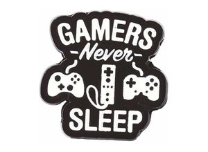 0754495611943 - Northix - Brosche Metall - Gamers Never Sleep