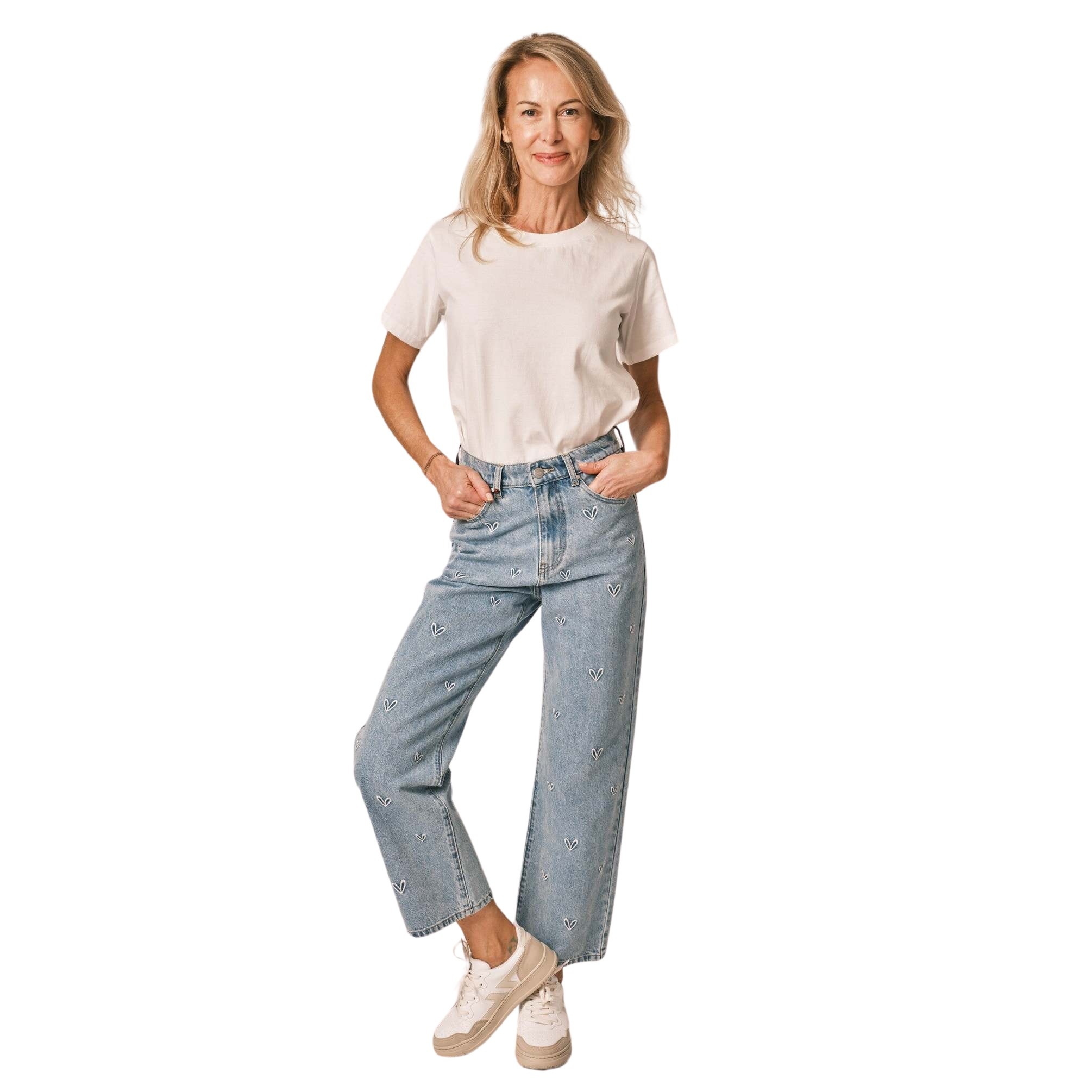 3664185107694 - Gerade geschnittene kurze Jeans mit Herzstickerei Damen Pola Embro