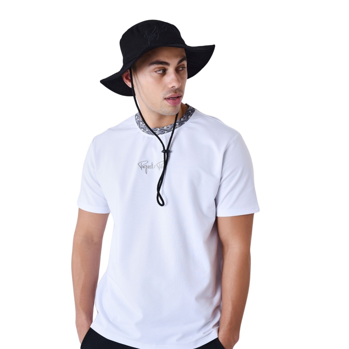 3665957260265 - Klassisches T-Shirt mit Graphic-Neck Gaze