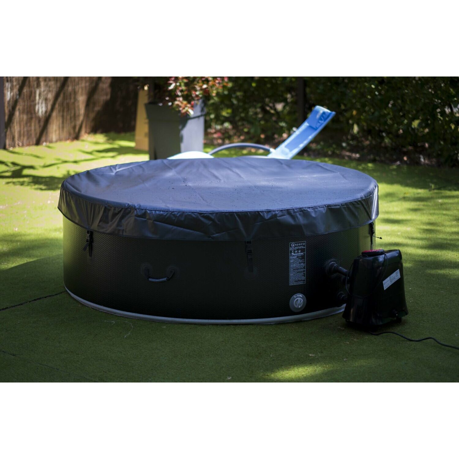 3700684107244 - Runder aufblasbarer Spa für 6 Personen aus Dropstitch Ospazia