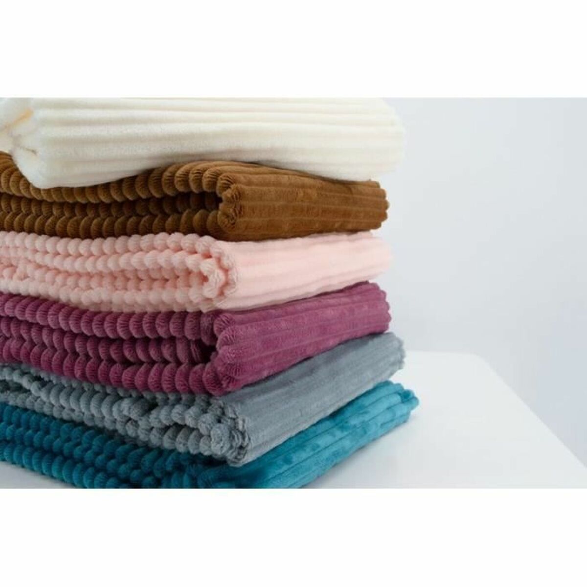 3700948339695 - Blanket Pink