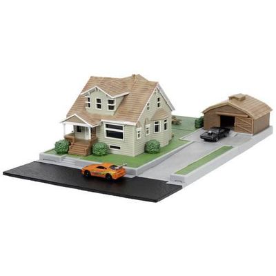 4006333081712 - JADA TOYS F&F Nano Doms House Display Diorama 124 Modellauto