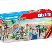 4008789713674 - Playmobil City Life - City Life Bridal Couple with Camera Promo Pack - 71367