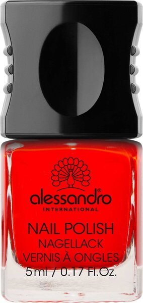 4025087590127 - Alessandro Colour Code 4 Nail Polish 12 Classic Red 5 ml