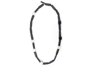 4036673235780 - Lange Kette COLLEZIONE ALESSANDRO Maya Gr one size PTFE-Kunststoff schwarz Damen Halsketten mit hochwerigen matten Kunststoffelementen in geometrischer Form