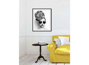 4049009842903 - Bild QUEENCE Chantal Bilder Gr B H 50 cm x 70 cm Wandbild Frau Hochformat 1 St weiß Bild Kunstdruck Bilder mit Rahmen