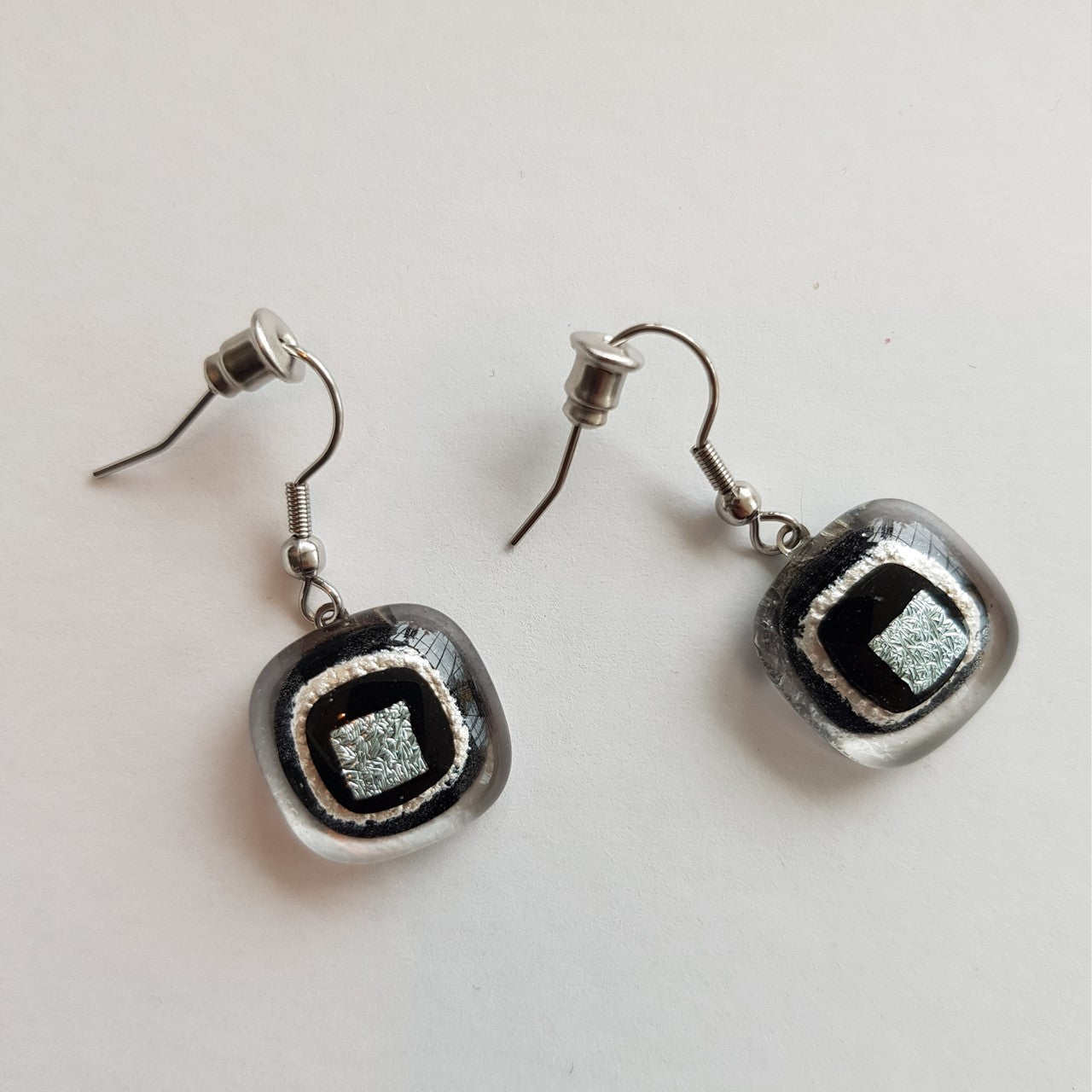 4052884110876 - Ohrringe mit Glasstein Silber Schwarz Fusing