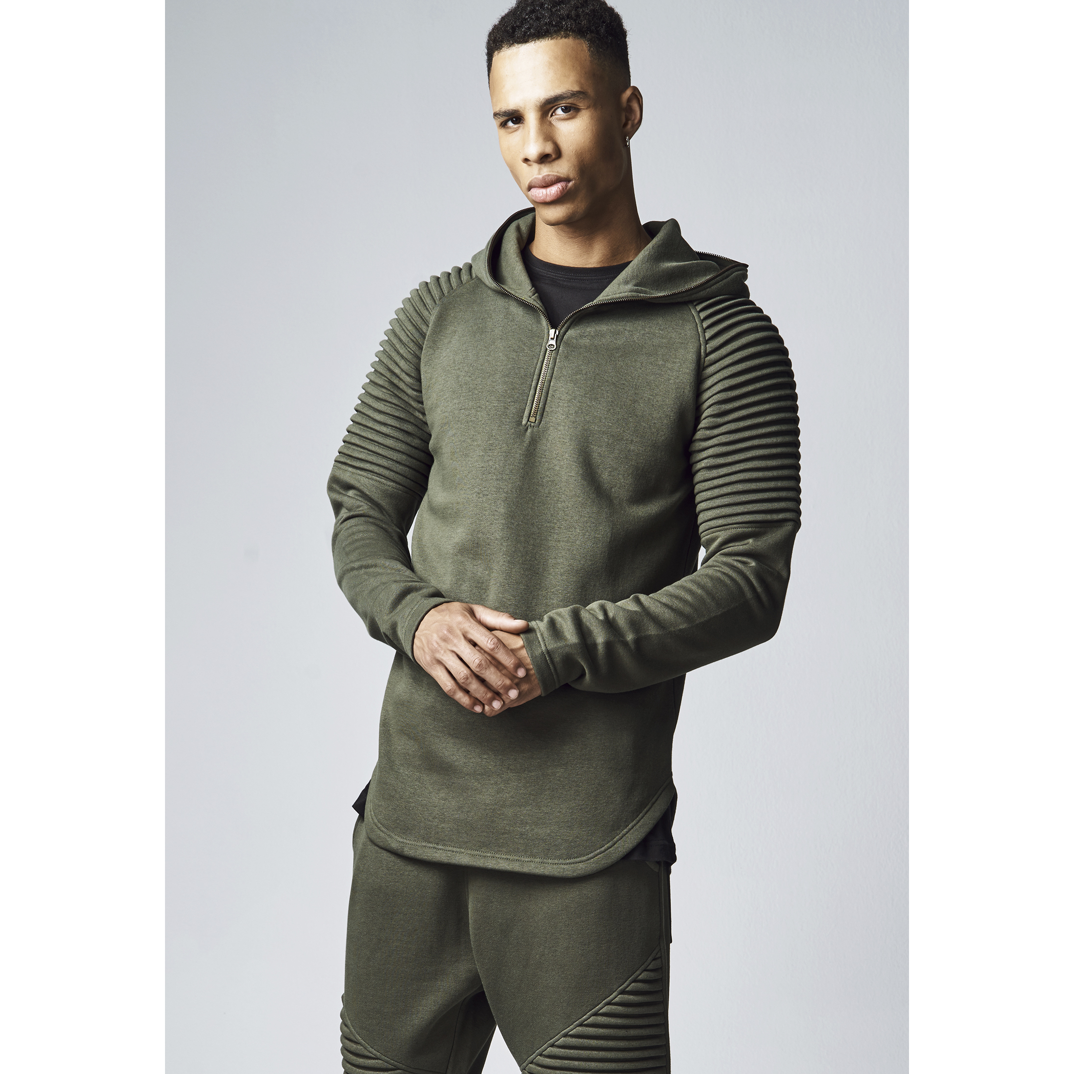 4053838134832 - Hoodie Urban Classic pleat leeve terry