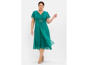 4054697479195 - Große Größen Abendkleid mit Schmuckbrosche opalgrün Gr48