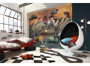4055065411106 - Fototapete KOMAR Digitaldruck Vlies - Cars Carosaurus - Größe 300 x 250 cm bunt Rollen Vlies Tapeten Kinderzimmer