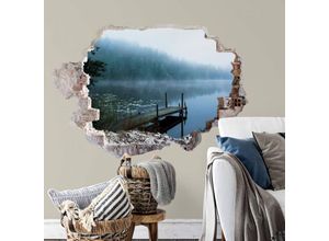 4063129304677 - K&l Wall Art - 3D Wandtattoo Wohnzimmer Lindsten Wellness Steg am See Teich Nebel Landschaft Mauerdurchbruch selbstklebend 120x82cm - blau