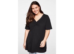 4063134809785 - Große Größen Longshirt in A-Linie mit Raffung am V-Ausschnitt schwarz Gr48 50 4063134809785 - Große Größen Longshirt in A-Linie mit Raffung am V-Ausschnitt schwarz Gr48 50
