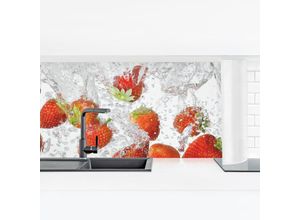 4063307757622 - Micasia - Küchenrückwand - Frische Erdbeeren im Wasser Größe HxB 40x140cm Material Smart