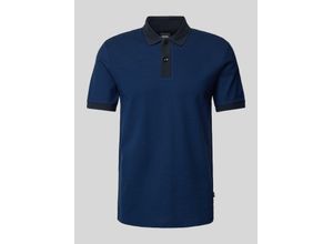 4063542357083 - Slim Fit Poloshirt mit Strukturmuster Modell Phillipson