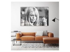 4067437105193 - Acrylglasbild QUEENCE Brigitte Bardot Bilder Gr B H T 60 cm x 40 cm x 04 cm Schwarz-Weiß-Stars-Frau Querformat grau Acrylglasbilder Fine Art-Print in Galeriequalität