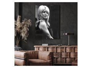 4067437106039 - Acrylglasbild QUEENCE Nero Bilder Gr B H T 40 cm x 60 cm x 04 cm Schwarz-Weiß Hochformat grau Acrylglasbilder Brigitte Bardot Fine Art-Print in Galeriequalität