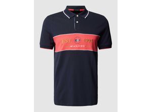 4067557731975 - Slim Fit Poloshirt mit Stitching-Motiv