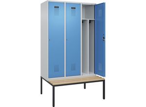 4068192263265 - Schwarz-Weiß-Spind Evolo PLUS Sitzbank schmal 3 Abteile Trennwand verkürzt lichtgrau   lichtblau B 1200 mm Zylinderschloss mit untergebauter Sitzbank Buche kaiserkraft