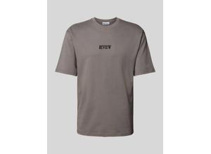 4068444387763 - T-Shirt mit Label-Print