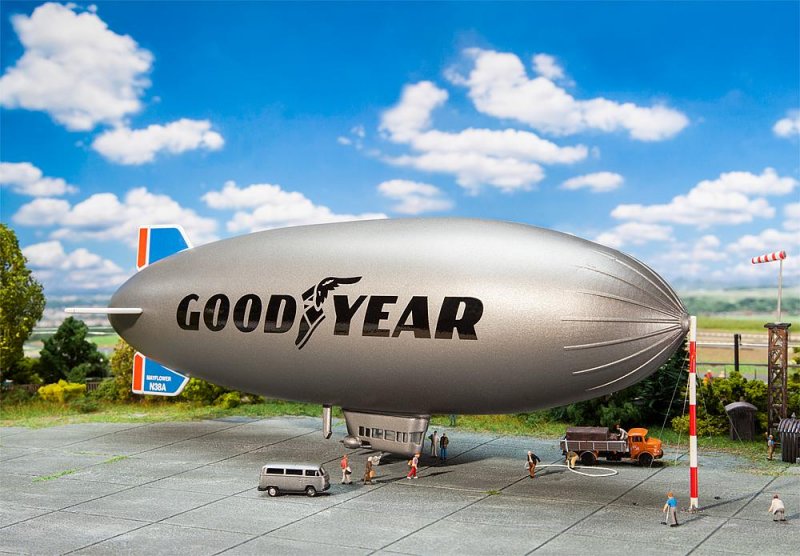 4104090224103 - N 222410 - Luftschiff Goodyear