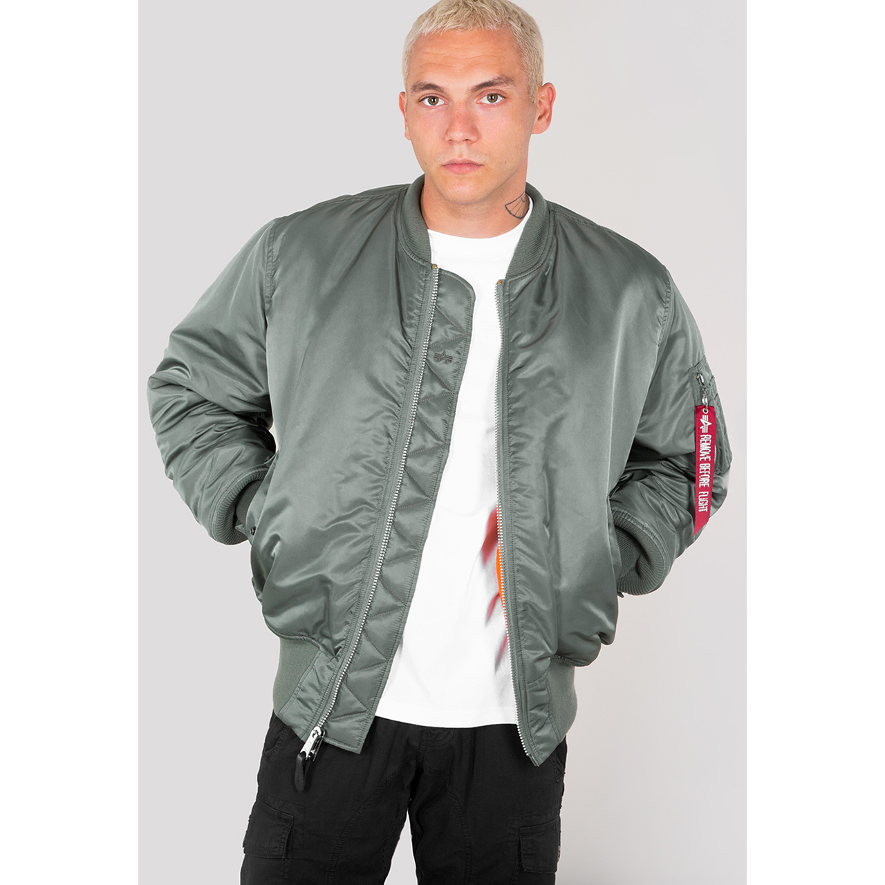 4260050281804 - Bomber Alpha Industries MA-1