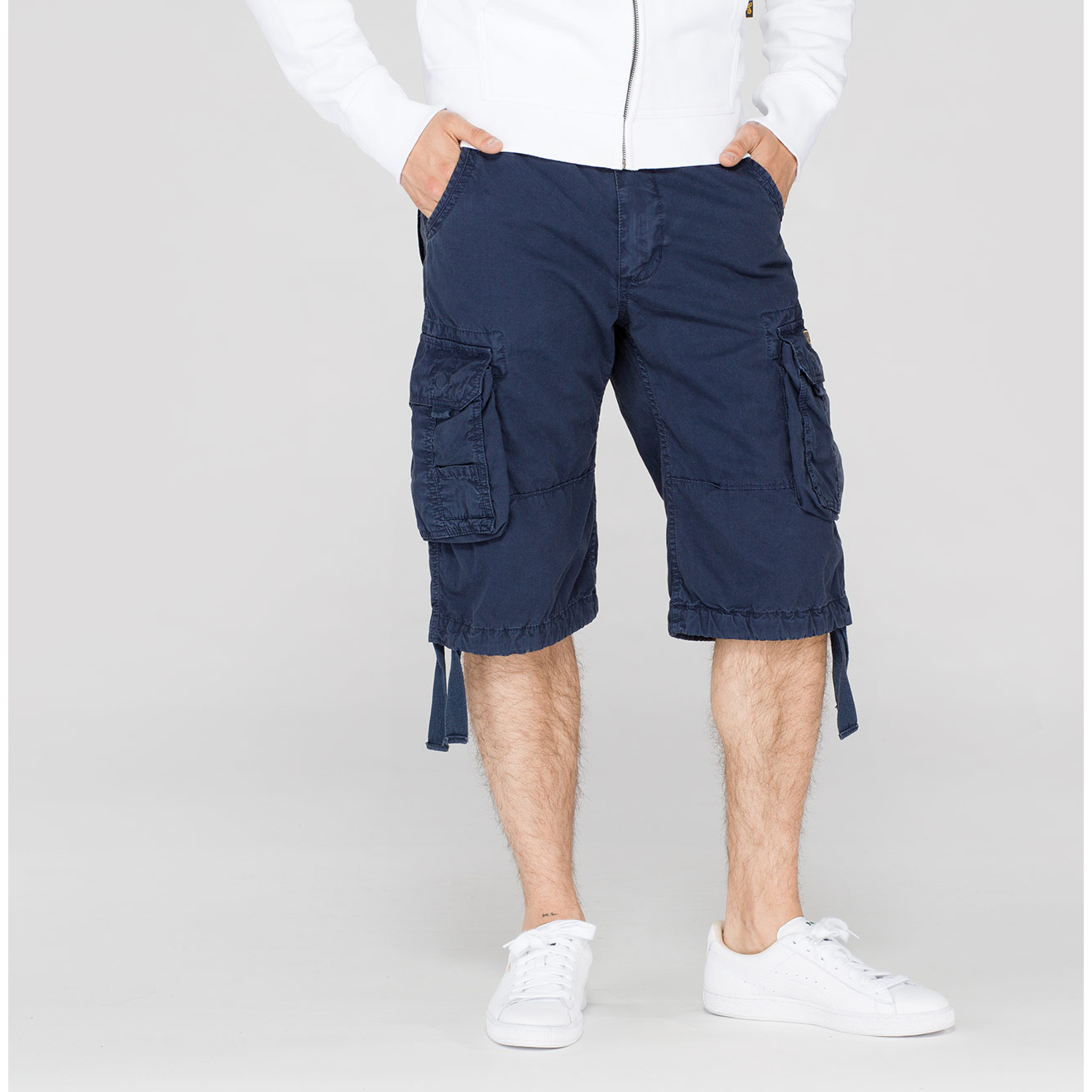 4260050335248 - Shorts Alpha Industries Jet