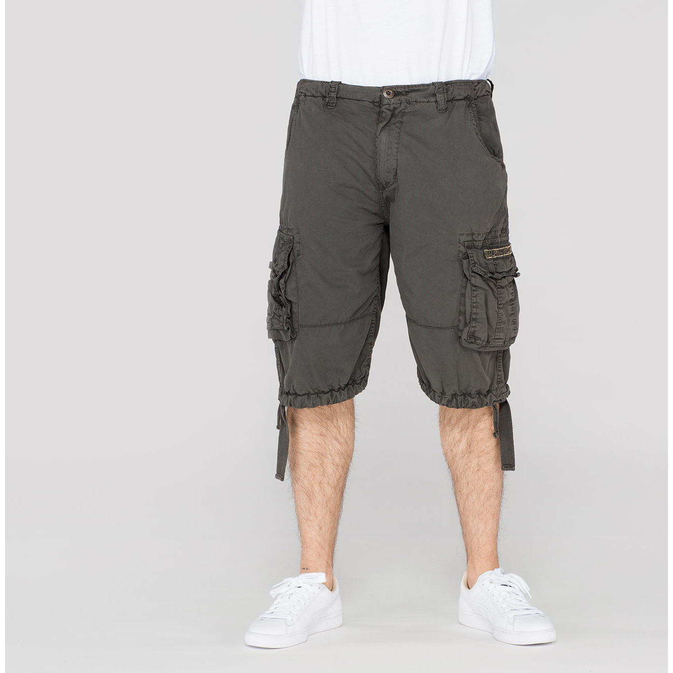 4260050335385 - Shorts Alpha Industries Jet