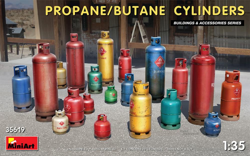 4820183313065 - MiniArt 35619 - 135 Propane Butane Cylinders