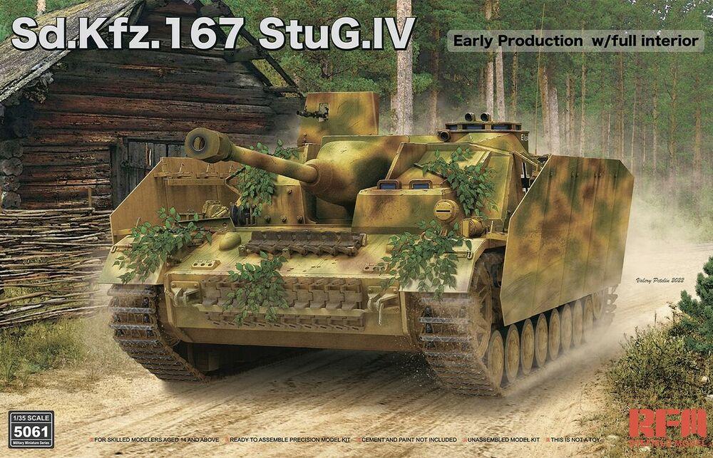 4897062621092 - SdKfz167 StuGIV Early Production w full interior & workable track links