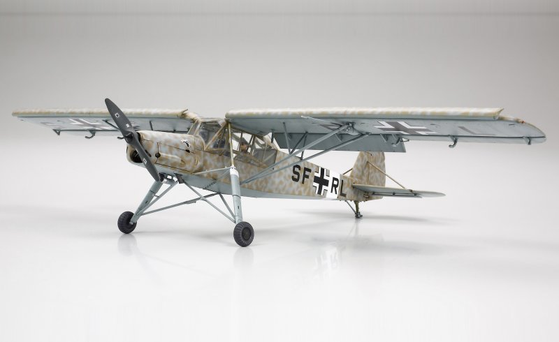 4950344611003 - 300061100 - 148 WWII Dt Fieseler FIL156C Storch