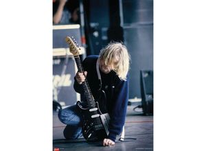 5028486083299 - Nirvana Poster Kurt Cobain - kneeling on stage with guitar