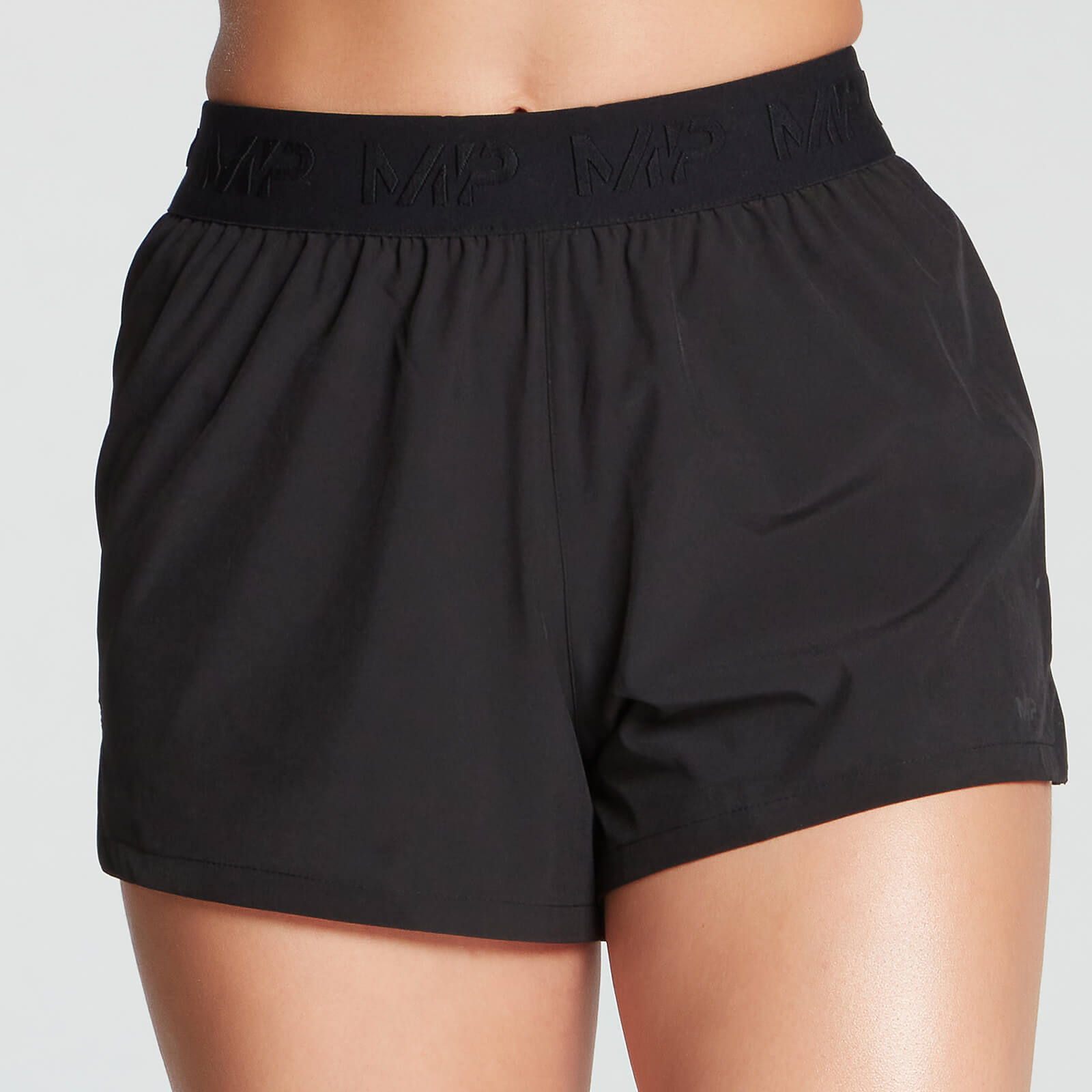 5055534349748 - Damen Essentials Training Energy Shorts - Schwarz - XS