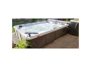 5056374213428 - Grand Bend Whirlpool