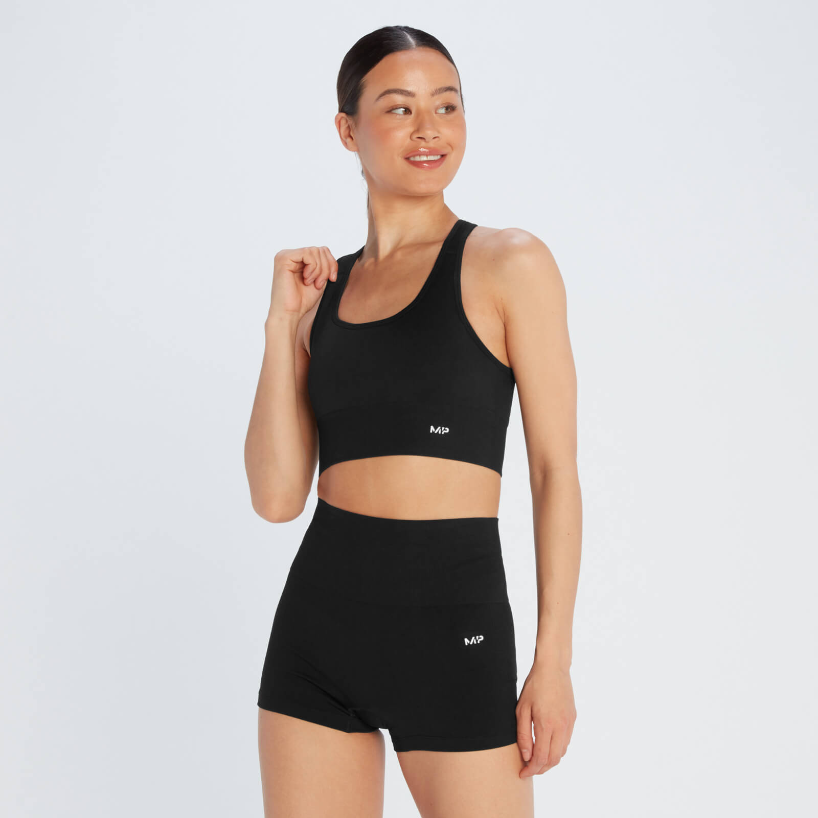 5056379572476 - Damen Shape Nahtloser Sport-BH mit gekreuzten Trägern — Schwarz - XS