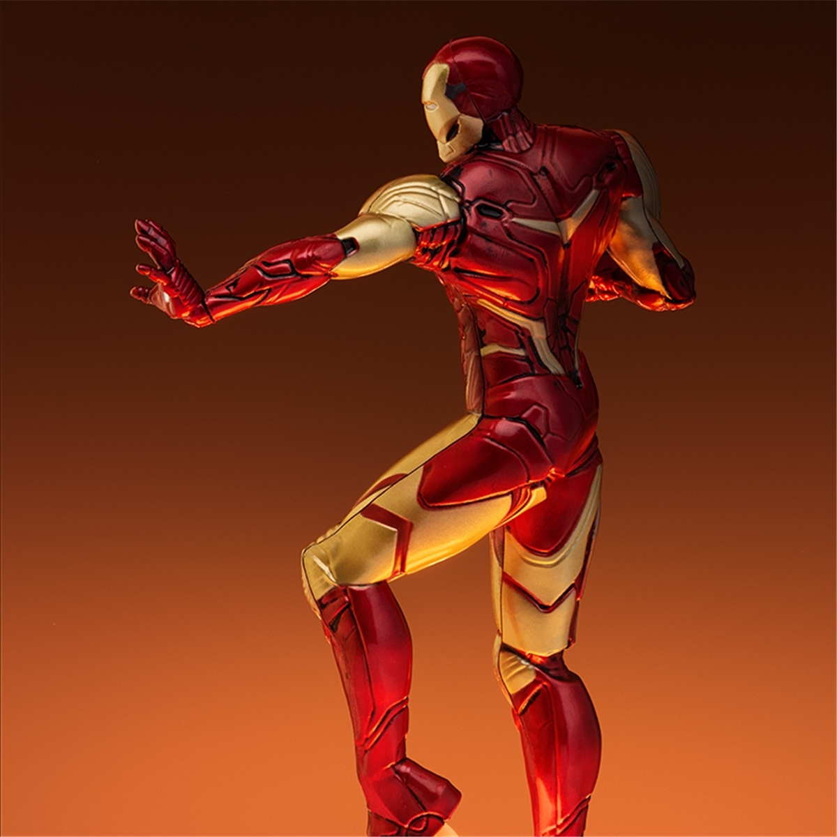 5056577710540 - Paladone - Iron Man Diorama Light - Leuchten