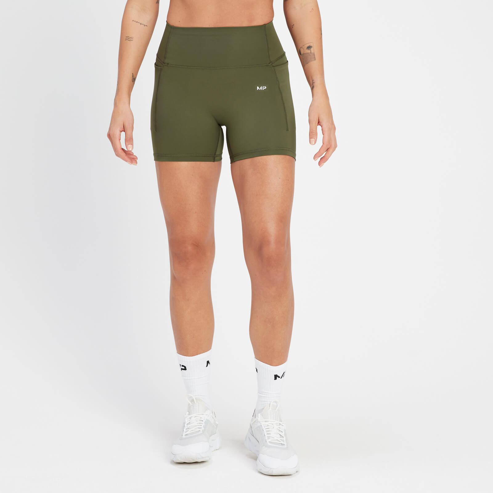 5059883243221 - Damen Adapt Booty Shorts – Olivgrün  - XS