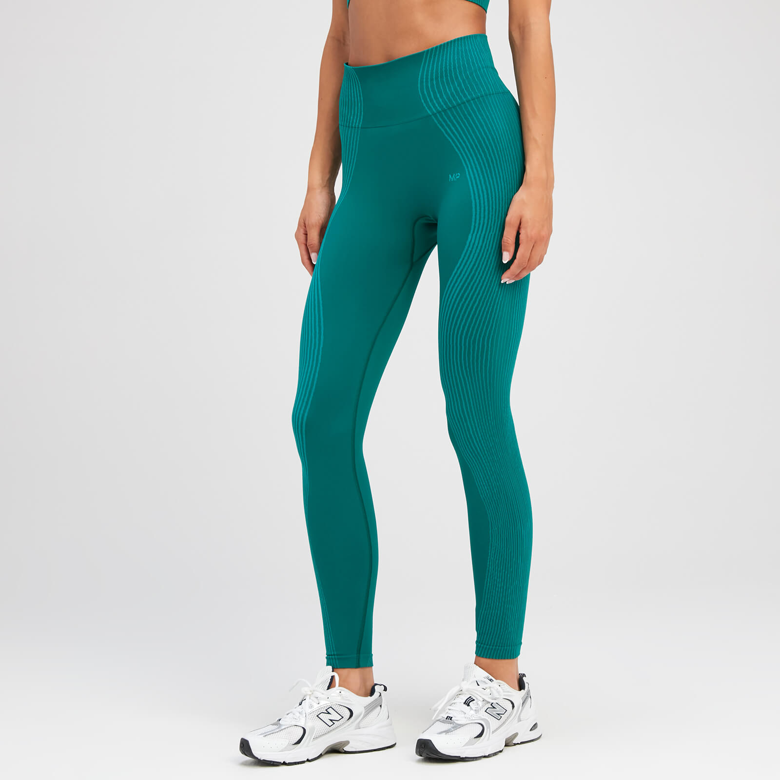 5059883243597 - Damen Tempo Illusion Nahtlose Leggings – Jadegrün  - M