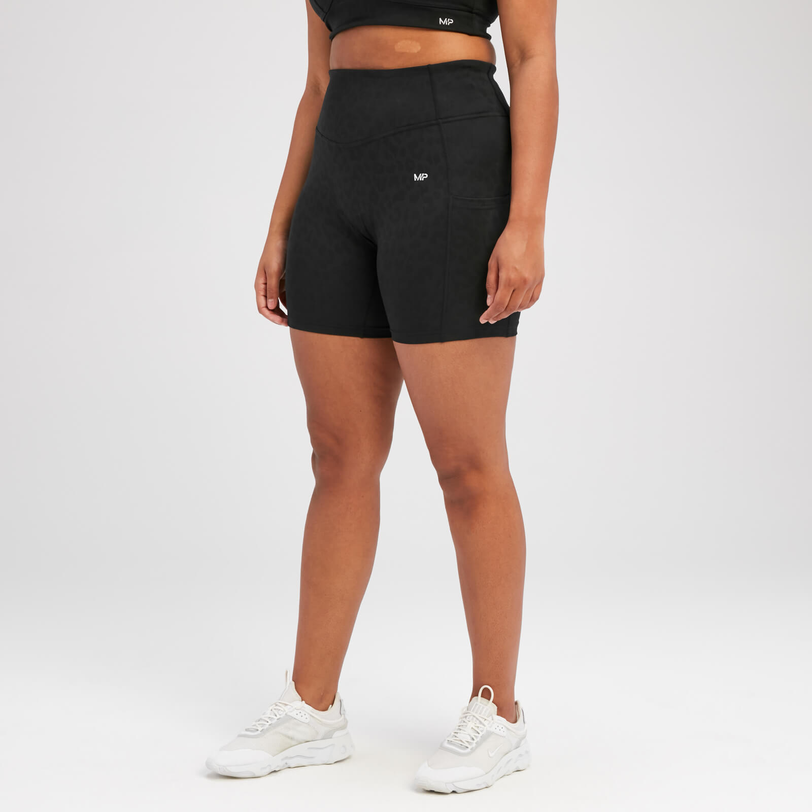 5059883244976 - Damen Tempo Animal Short – Schwarz - XS