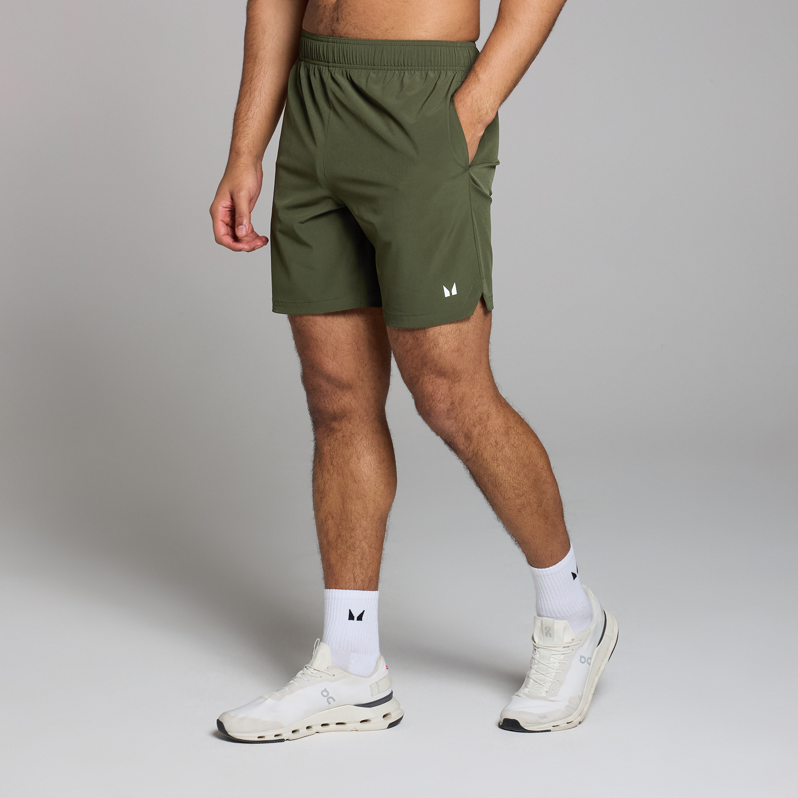 5059883367446 - Herren Active Gewebte 18-cm-Shorts – Dunkles Khaki - XS