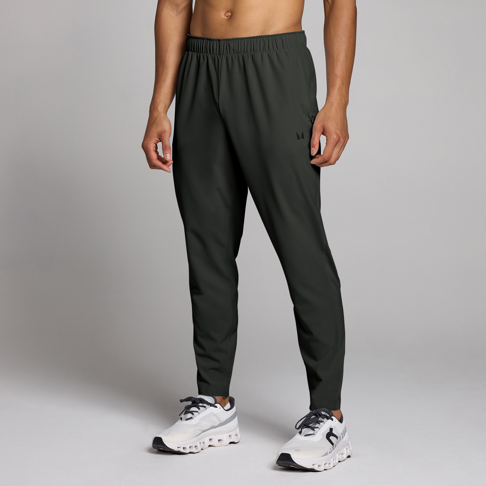 5059883370644 - Herren Tempo Woven Jogginghose – Verwaschenes Schwarz - XS