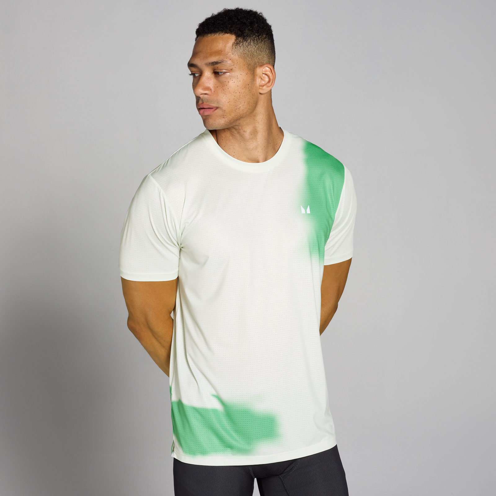 5059883372532 - Herren Velocity Netz-T-Shirt mit Aufdruck – Misty Green - XS