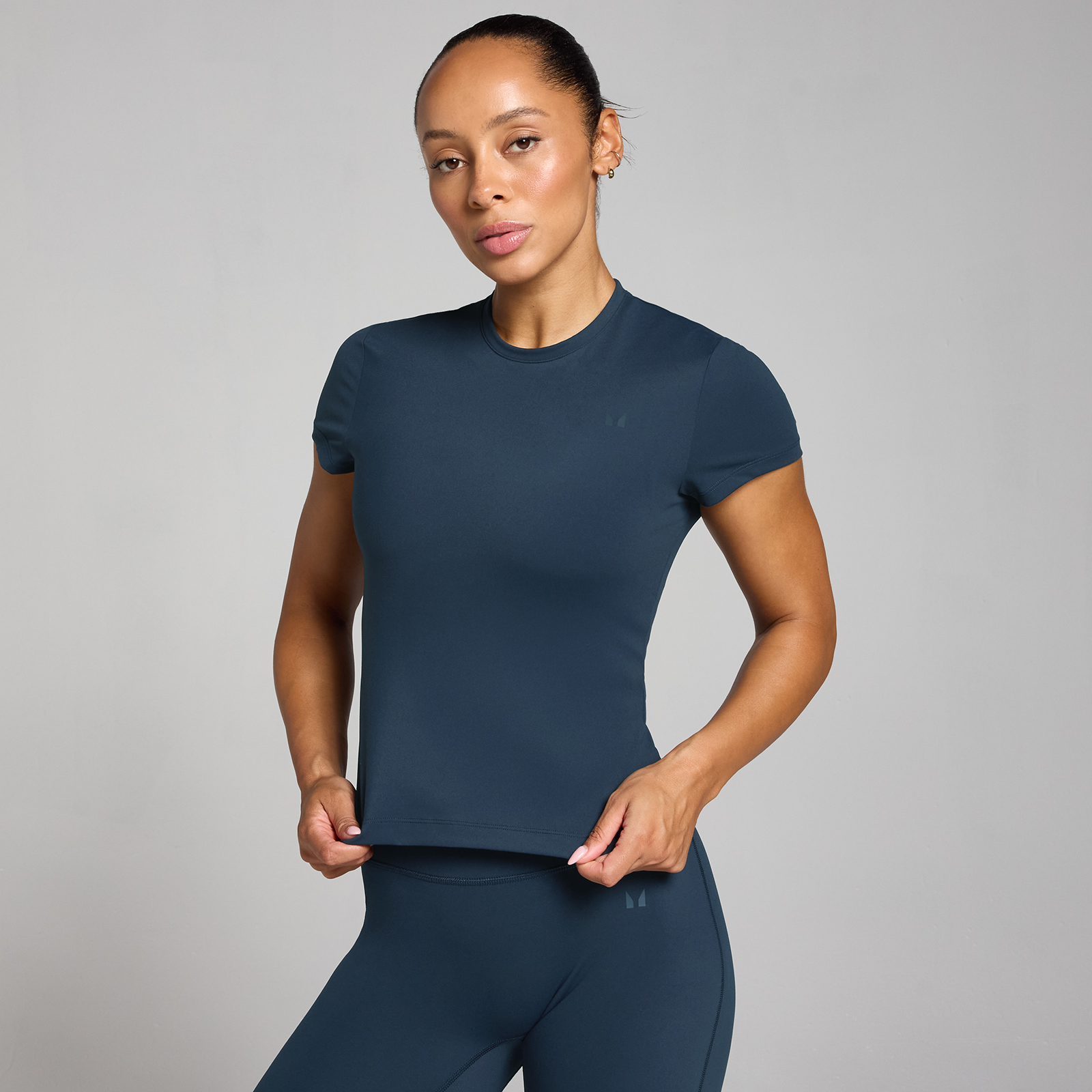 5059883401805 - MP Damen Tempo Body Fit Kurzarm-T-Shirt – Dunkles Saphirblau - XS