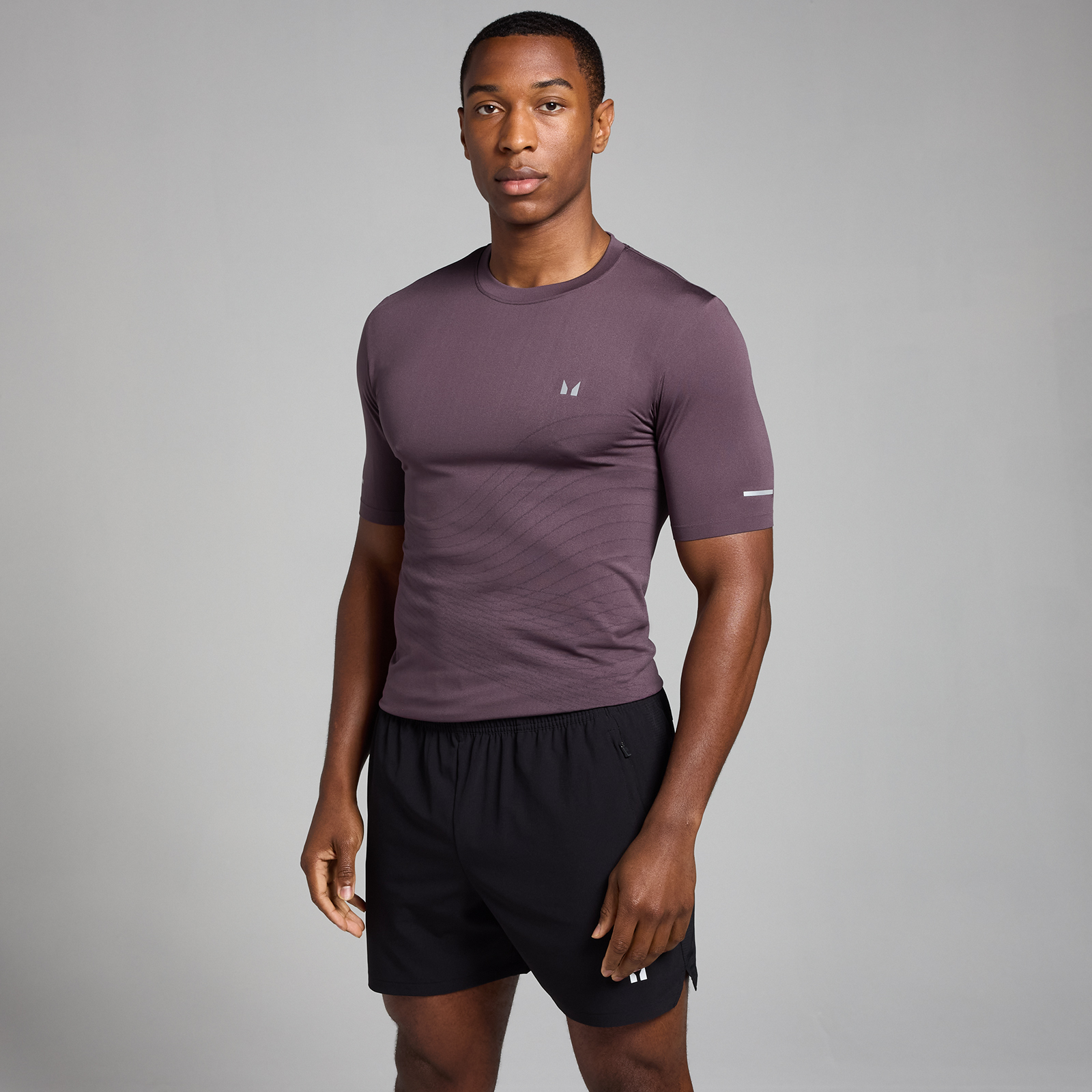 5059883430942 - MP Herren Active Nahtloses T-Shirt mit Aufdruck – Dunkles Lila - M 5059883430942 - MP Herren Active Nahtloses T-Shirt mit Aufdruck – Dunkles Lila - M